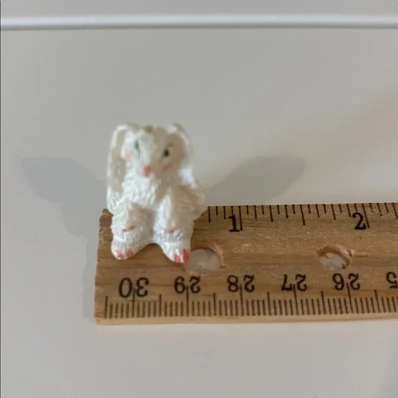Vintage collectible long eared Bunny Figurine mini resin rabbit Easter decor - Picture 10 of 10